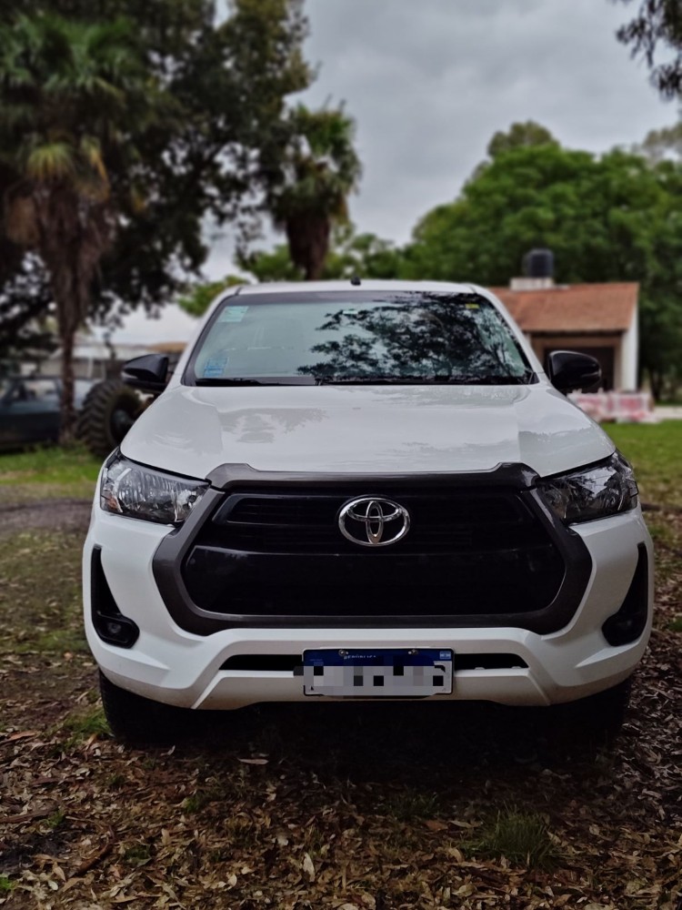 Toyota hilux  SR 4x4 — foto 9